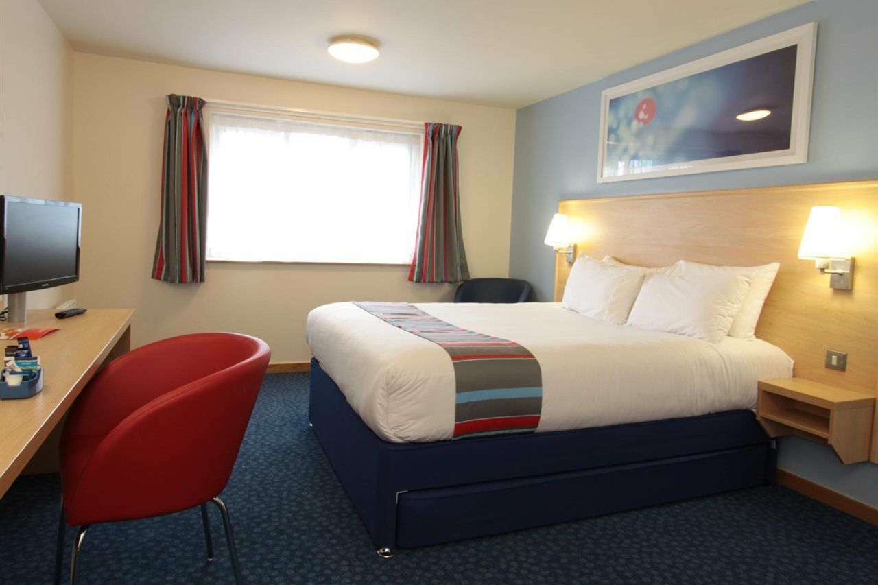 Travelodge Харрогейт Экстерьер фото